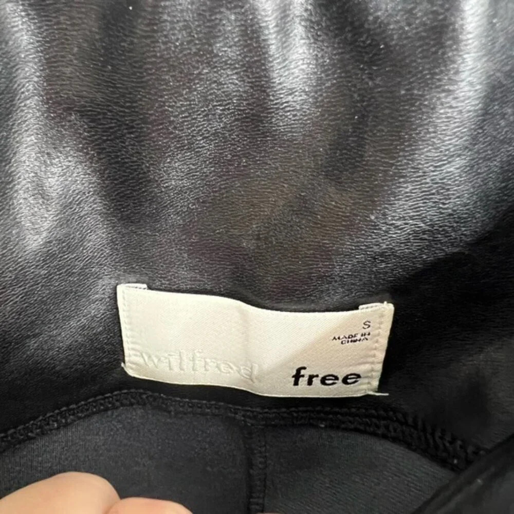 Wilfred Free Daria Pant High-waisted Vegan  Leather leggings Size XS - Picture 4 of 7